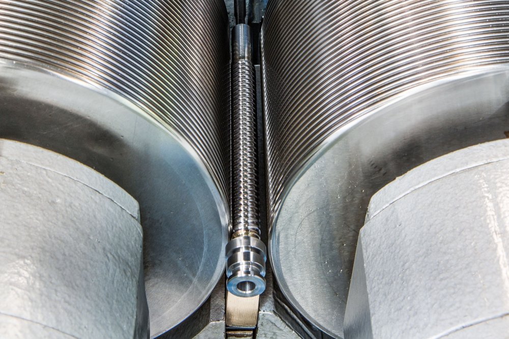 Eichenberger propose des vis à pas rapide Speedy dans de nouvelles formes de profil, dans des matériaux et des dimensions hors-norme